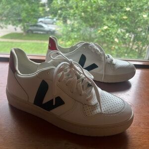 Veja sneakers size 8